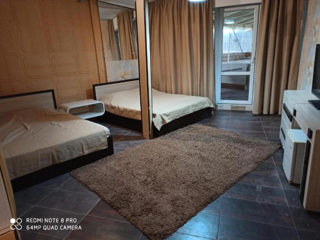 Apartments Devora 1 & Bar & Restaurant 瓦爾納 外观 照片